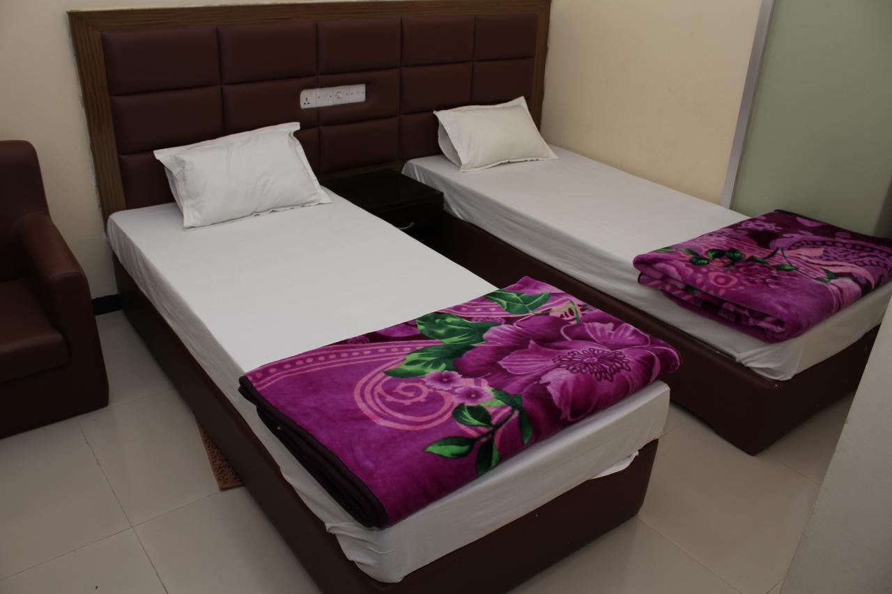 Hotel Night Heaven Bāndarban Zewnętrze zdjęcie